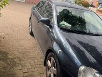 Gebraucht VW Jetta 122 PS (89 kW) 2009 Blau Limousine