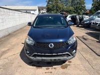 Gebraucht SsangYong Korando Crystal 150 PS (110 kW) 2015 Blau SUV