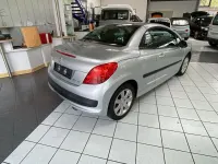 Gebraucht Peugeot 207 CC Sport 120 PS (88 kW) 2012 Grau Cabrio