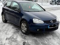 Gebraucht VW Golf V 105 PS (77 kW) 2007 Blau Kleinwagen