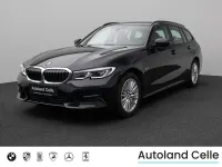 Gebraucht BMW 330e Sport Line 292 PS (214 kW) 2022 Saphirschwarz metallic 47schwarz Limousine