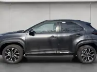 Neu Toyota Yaris Cross 130 PS (95 kW) 2026 Grau SUV
