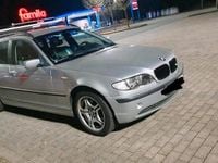Gebraucht BMW 330 184 PS (135 kW) 2002 Silber Kombi
