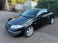 Gebraucht Renault Mégane Cabriolet Dynamique 135 PS (99 kW) 2006 Schwarz Cabrio
