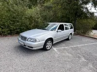 Gebraucht Volvo V70 144 PS (105 kW) 1999 Silber Kombi