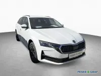 Neu Skoda Octavia 150 PS (110 kW) 2026 Moon weiss perleffekt Kombi