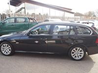 Gebraucht BMW 320 Exclusive 184 PS (135 kW) 2011 Schwarz Kombi