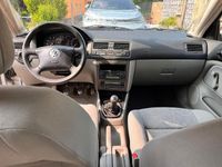 Gebraucht VW Bora Basis 105 PS (77 kW) 2000 Silber Limousine