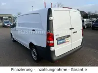 Gebraucht Mercedes Vito 163 PS (119 kW) 2023 Weiß Van