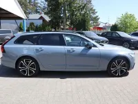 Second-hand Volvo V90 Plus 253 CP (186 kW) 2023 Gri Break