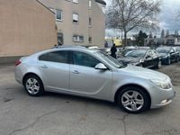 Gebraucht Opel Insignia Design Edition 160 PS (117 kW) 2011 Silber Limousine
