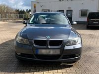 Gebraucht BMW 320 170 PS (125 kW) 2008 Grau Limousine
