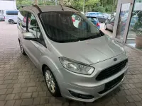 Gebraucht Ford Tourneo Courier Titanium 95 PS (69 kW) 2018 Silber Van / Kleinbus