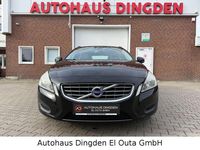Gebraucht Volvo V60 Momentum 163 PS (119 kW) 2011 Schwarz Kombi