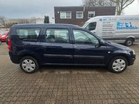 Gebraucht Dacia Logan MCV Ambiance 75 PS (55 kW) 2010 Blau Kombi