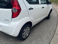 Gebraucht Opel Agila 65 PS (47 kW) 2010 Weiß Kleinwagen