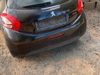 Gebraucht Peugeot 208 80 PS (58 kW) 2013 Schwarz Kleinwagen