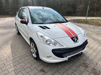 Gebraucht Peugeot 206+ 75 PS (55 kW) 2010 Weiß Kleinwagen