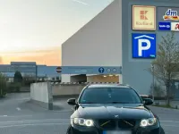 Gebraucht BMW 320 184 PS (135 kW) 2010 Schwarz Kombi