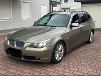 Gebraucht BMW 525 217 PS (159 kW) 2005 Grau Kombi