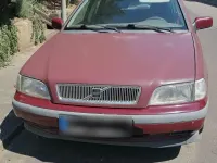 Gebraucht Volvo V40 116 PS (85 kW) 1998 Rot Kombi