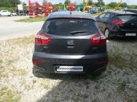 gebraucht Kia Rio 