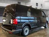 Gebraucht VW T6 150 PS (110 kW) 2018 Deep black perleffekt Van