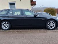 Gebraucht BMW 520 184 PS (135 kW) 2011 Schwarz Kombi