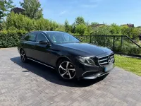 Gebraucht Mercedes E220 194 PS (142 kW) 2018 Schwarz Limousine