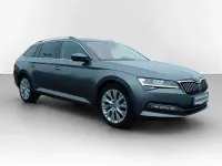 Gebraucht Skoda Superb Style 150 PS (110 kW) 2023 Grau Kombi