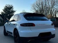 Second-hand Porsche Macan 252 CP (185 kW) 2017 Alb SUV