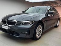 Gebraucht BMW 330e Advantage 292 PS (214 kW) 2021 Mineralgrau metallic Kombi