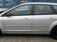 Gebraucht Ford Focus Style 109 PS (80 kW) 2007 Silber Limousine