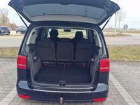 Gebraucht VW Touran Trendline 105 PS (77 kW) 2012 Schwarz Van / Kleinbus