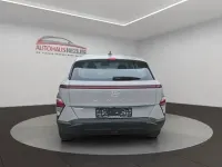 Gebraucht Hyundai Kona 120 PS (88 kW) 2024 Grau SUV