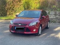 Gebraucht Ford Focus Titanium 150 PS (110 kW) 2011 Rot Limousine
