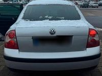 Gebraucht VW Passat 102 PS (75 kW) 2002 Silber Limousine