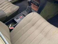 Gebraucht Mercedes E280 185 PS (136 kW) 1985 Grün Limousine