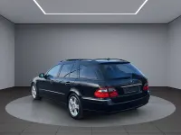 Gebraucht Mercedes E220 Avantgarde 170 PS (125 kW) 2009 Obsidianschwarz  metalliclack Kombi