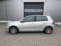 Gebraucht VW Golf VII Trendline 102 PS (75 kW) 2012 Silber Limousine