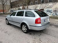 Gebraucht Skoda Octavia Elegance 160 PS (117 kW) 2008 Silber Kombi