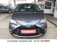 Gebraucht Toyota Yaris Hybrid Team 75 PS (55 kW) 2018 Grau Kleinwagen