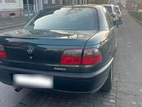 Gebraucht Opel Omega 136 PS (100 kW) 2000 Grün Limousine