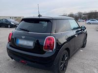 Gebraucht Mini One D 95 PS (69 kW) 2018 Schwarz Kleinwagen