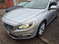 Gebraucht Volvo V60 114 PS (83 kW) 2016 Silber Kombi