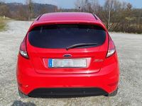 Gebraucht Ford Fiesta SYNC Edition 80 PS (58 kW) 2013 Rot Kleinwagen