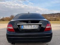 Second-hand Mercedes C180 156 CP (114 kW) 2012 Negru Berlinǎ