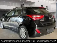 Gebraucht Hyundai i30 90 PS (66 kW) 2014 Phantom black Limousine
