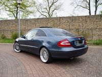 Gebraucht Mercedes CLK240 170 PS (125 kW) 2002 Blau Coupé