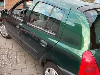 Używany Renault Clio II 75 KM (55 kW) 1999 Zielony Hatchback